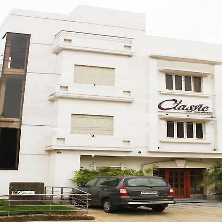 Classic Luxury Service Apartments 维沙卡帕特南 外观 照片