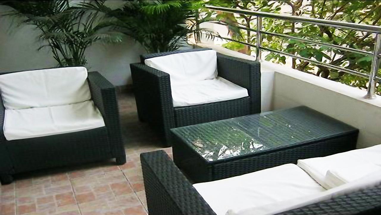 Classic Luxury Service Apartments 维沙卡帕特南 外观 照片